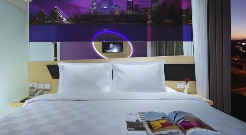 G Suites Hotel By Amithya Сурабая Екстериор снимка